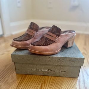 Freebird by Steven, Collins, Blush Multi, Size 8